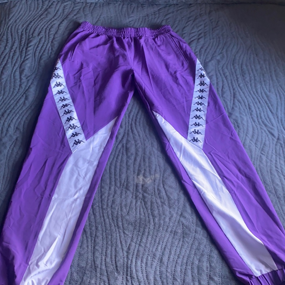 Hi I’m selling a Kappa tracksuit
